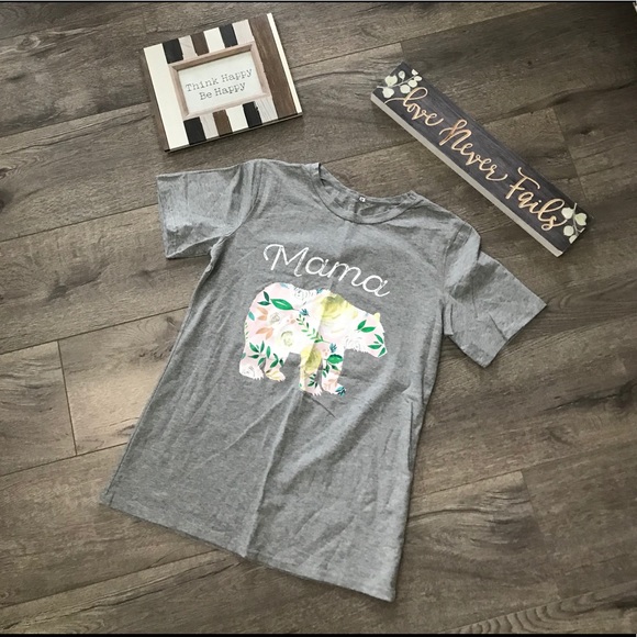 Mama Bear T-shirt - Picture 1 of 2